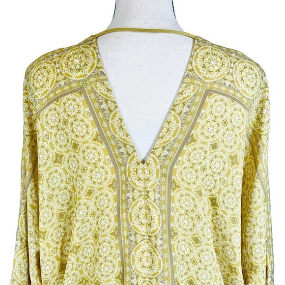 Rose & Olive Mandala Print Bohemian Blouse - Picture 5 of 8